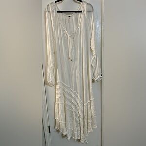 Free People White Beach Dress with asymmetrical lace bottom